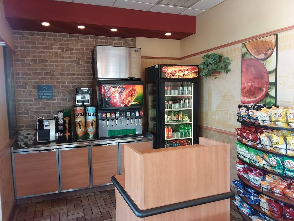 Subway Restaurants | restaurant | 3135 34th St N, St. Petersburg, FL 33713, USA | 7275219900 OR +1 727-521-9900