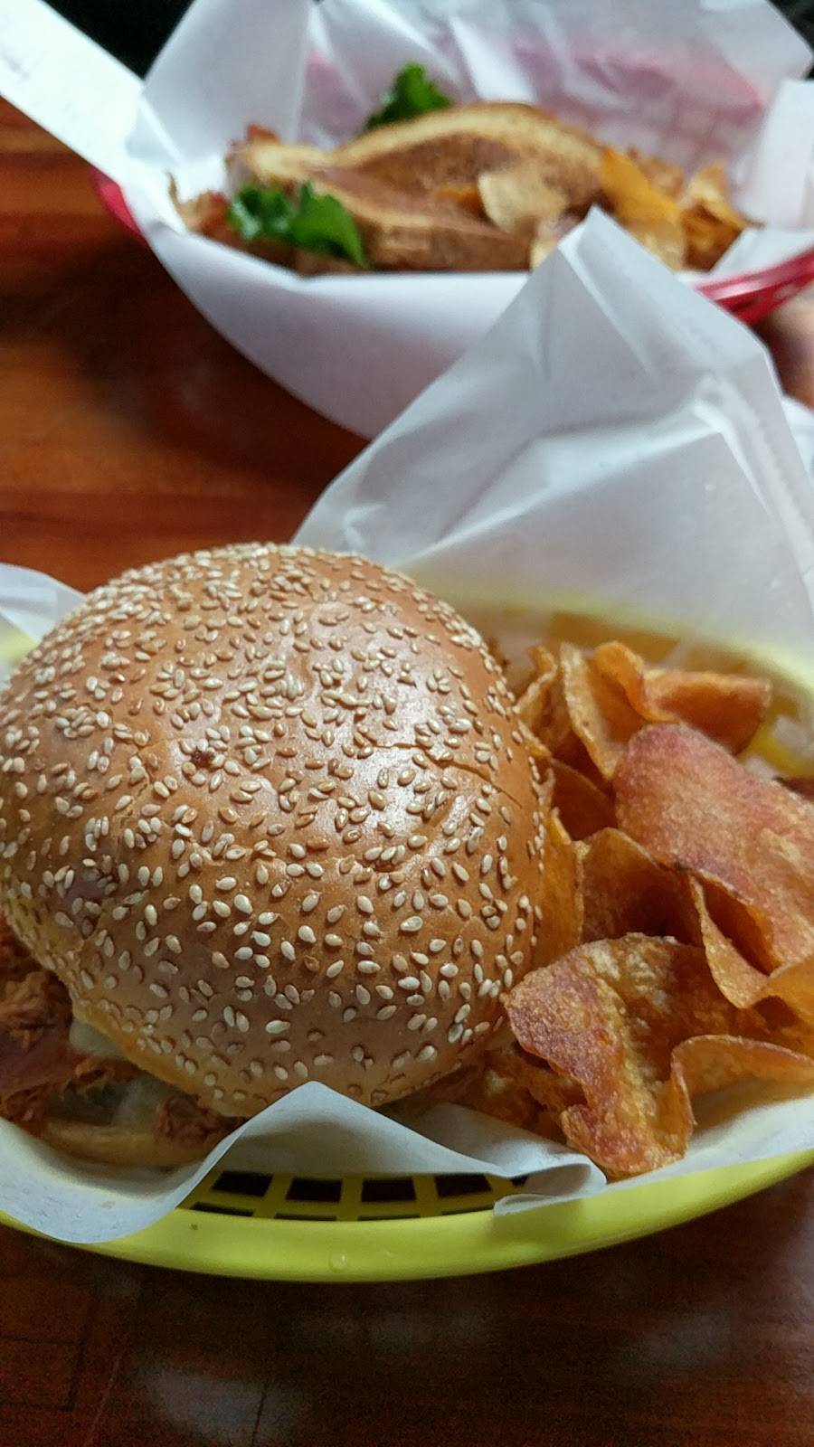 Dutch Goose | restaurant | 3567 Alameda de las Pulgas, Menlo Park, CA 94025, USA | 6508543245 OR +1 650-854-3245