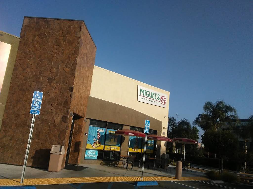Miguels Jr | restaurant | 12860 Day St, Moreno Valley, CA 92553, USA | 9516970390 OR +1 951-697-0390