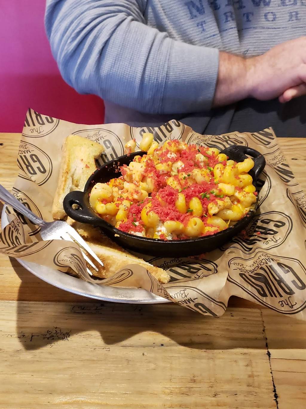 The Grind | restaurant | 112 Lovelace Ave, Martin, TN 38237, USA | 7315876912 OR +1 731-587-6912