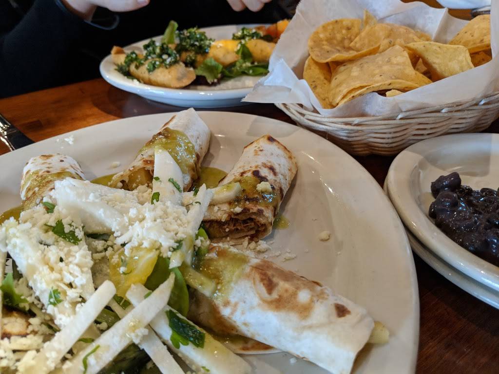 That Little Mexican Cafe | restaurant | 3623, 1010 Church St, Evanston, IL 60201, USA | 8479051550 OR +1 847-905-1550