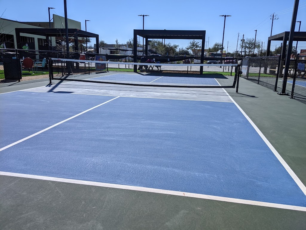 Bumpy Pickle | restaurant | 554 Lockwood Dr, Houston, TX 77011, USA | 7134095047 OR +1 713-409-5047