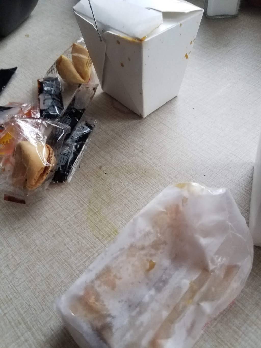 Yuan Yuan Chinese Restaurant | meal delivery | 2504, 1010 W Broadway Ave, Minneapolis, MN 55411, USA | 6123028889 OR +1 612-302-8889