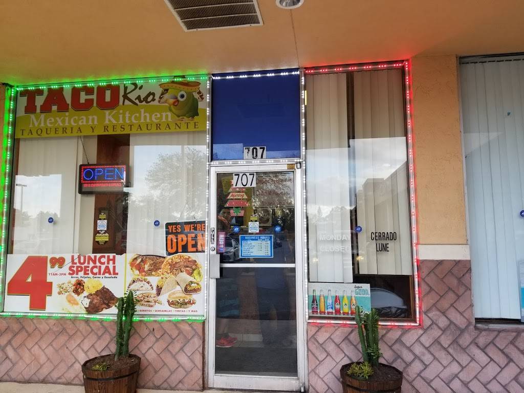 Taco Rio Mexican Kitchen | restaurant | 707 S Semoran Blvd, Orlando, FL 32807, USA | 4079302154 OR +1 407-930-2154