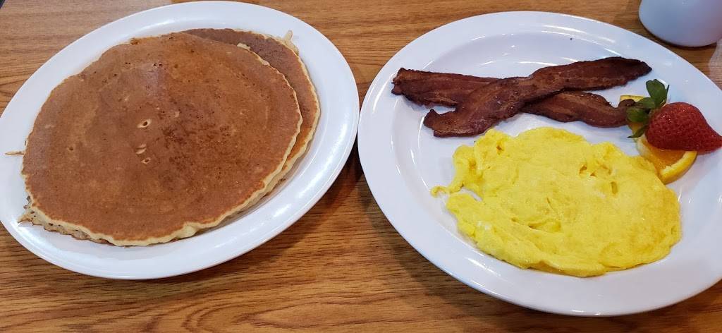 The Scrambler House | restaurant | 1322 Sunburst Dr, OFallon, MO 63366, USA | 6364091322 OR +1 636-409-1322