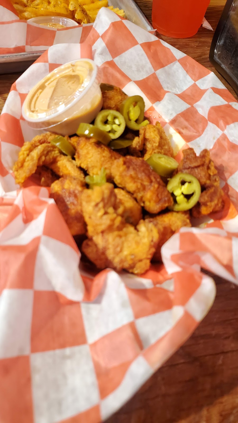 Hangry Joes Hot Chicken | restaurant | 2329B Forest Dr, Annapolis, MD 21401, USA | 4438080501 OR +1 443-808-0501