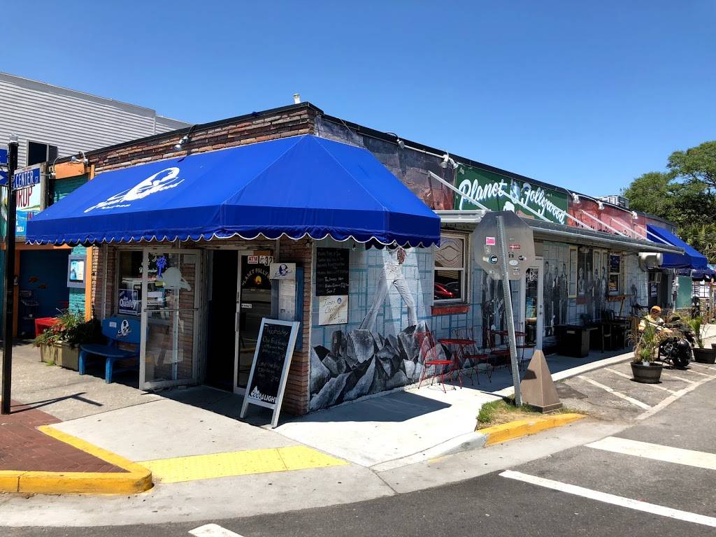 Planet Follywood | restaurant | 32 Center St, Folly Beach, SC 29439, USA | 8435887380 OR +1 843-588-7380