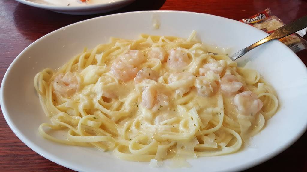 Red Lobster | restaurant | 8705 SW 136th St, Miami, FL 33176, USA | 3052338994 OR +1 305-233-8994