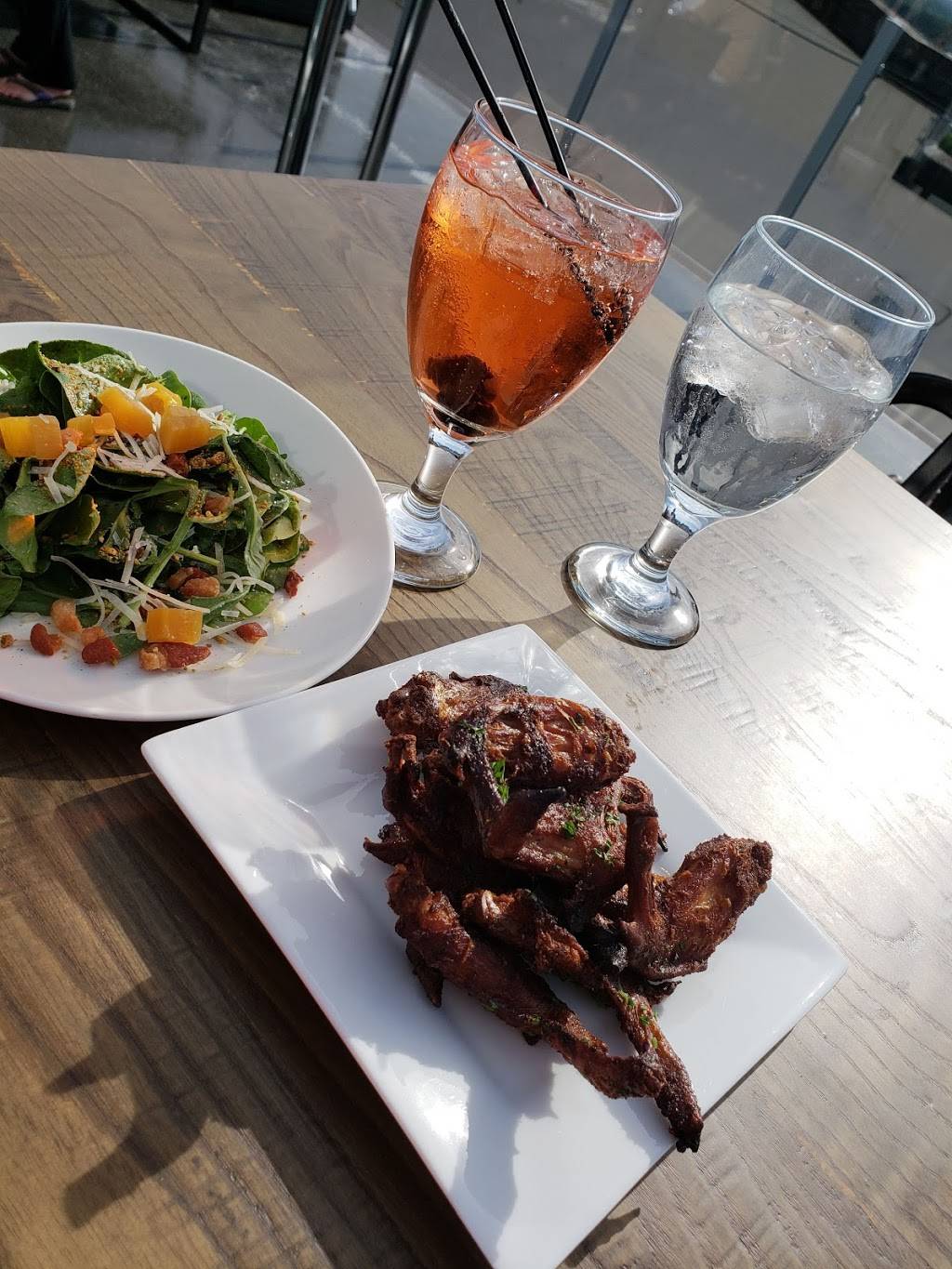 Juniper | restaurant | 580 N 4th St, Columbus, OH 43215, USA | 6144643333 OR +1 614-464-3333