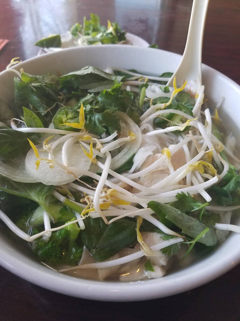 You & Mee Noodle House | restaurant | 1311 Broadway, Boulder, CO 80302, USA | 3034490400 OR +1 303-449-0400