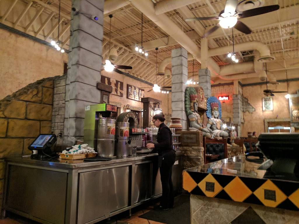 Plaza Azteca | restaurant | 50 Towne Centre Way, Hampton, VA 23666, USA | 7578263403 OR +1 757-826-3403