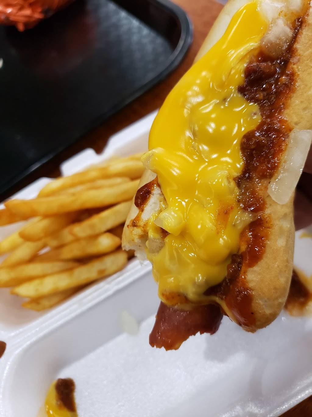 A&W Restaurant | restaurant | 379 N Bluff Rd Lot 10, Collinsville, IL 62234, USA | 6183455571 OR +1 618-345-5571