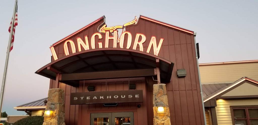 LongHorn Steakhouse | meal takeaway | 2710 Towne Dr, Beavercreek, OH 45431, USA | 9374318344 OR +1 937-431-8344