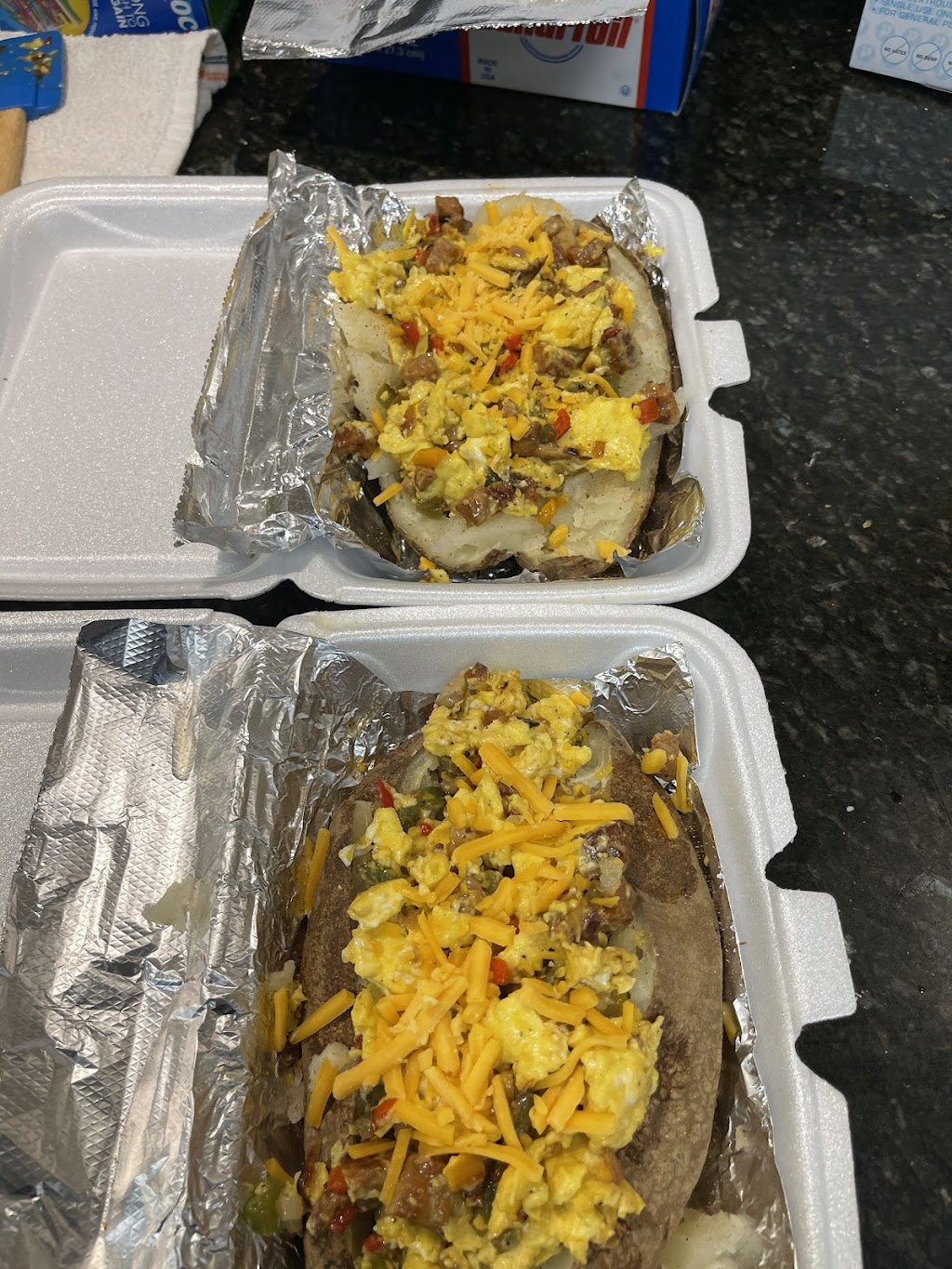 Chef T’s kitchen | restaurant | 2901 Euclid Ave, Cleveland, OH 44115, USA | 2164007222 OR +1 216-400-7222