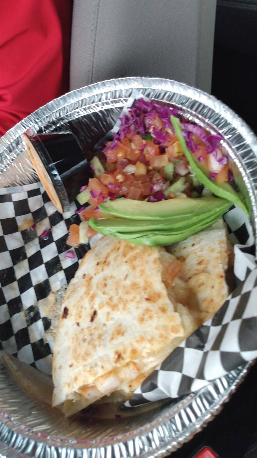 La Barquita Mariscos y Tacos | restaurant | Mission Hills, CA 91345, USA | 8186171130 OR +1 818-617-1130