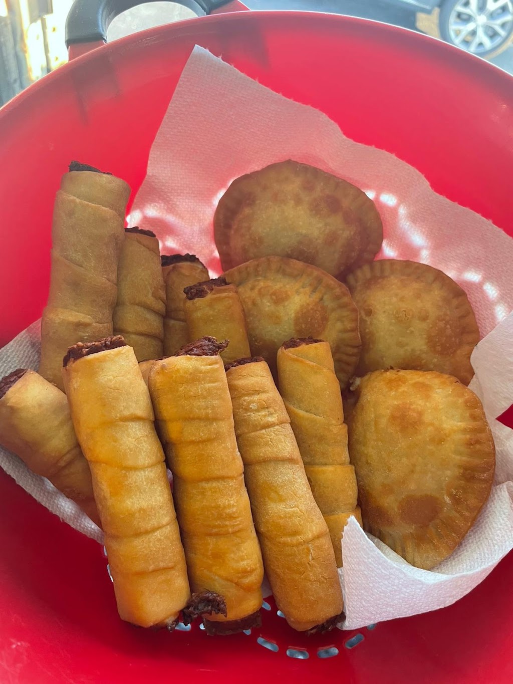 Fritovarela | restaurant | 6051 N Washington Blvd, Sarasota, FL 34243, USA | 9414656451 OR +1 941-465-6451