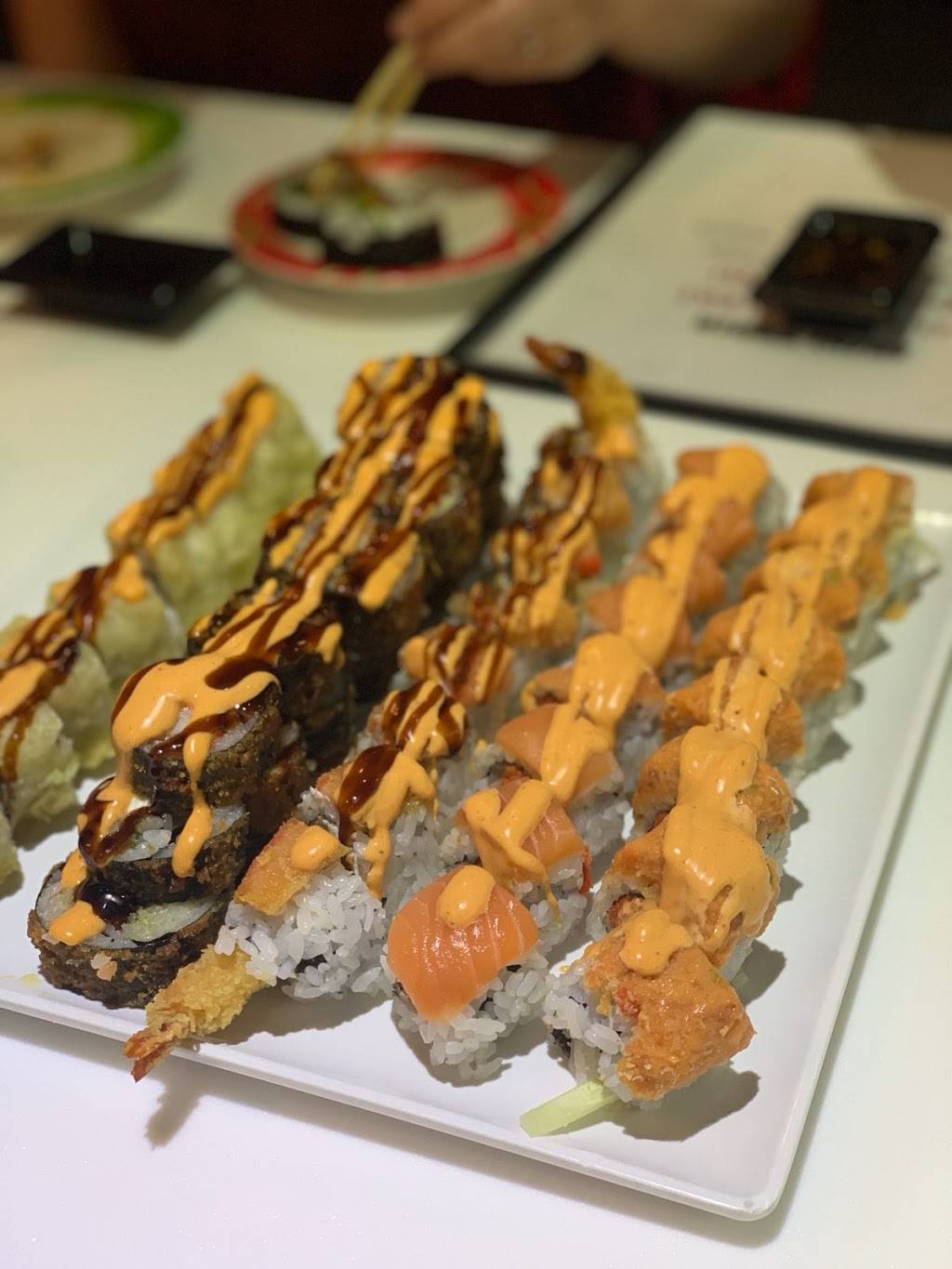 Sushi Train | restaurant | 94 White Bridge Rd, Nashville, TN 37205, USA | 6153538000 OR +1 615-353-8000