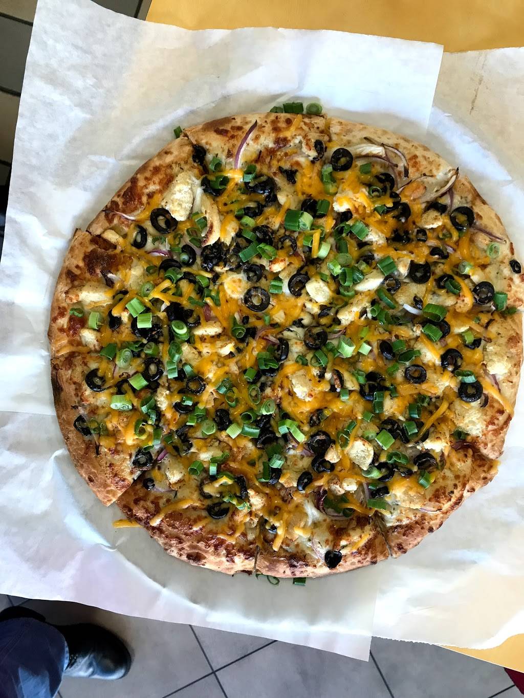 California Express Pizza | meal delivery | 1950 Douglas Blvd, Roseville, CA 95661, USA | 9167884444 OR +1 916-788-4444