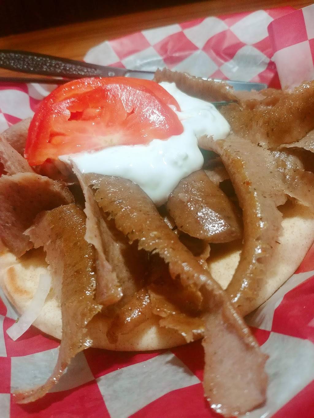 Nicks Red Hots Aurora | restaurant | 4408 E New York St, Aurora, IL 60504, USA | 6305858900 OR +1 630-585-8900