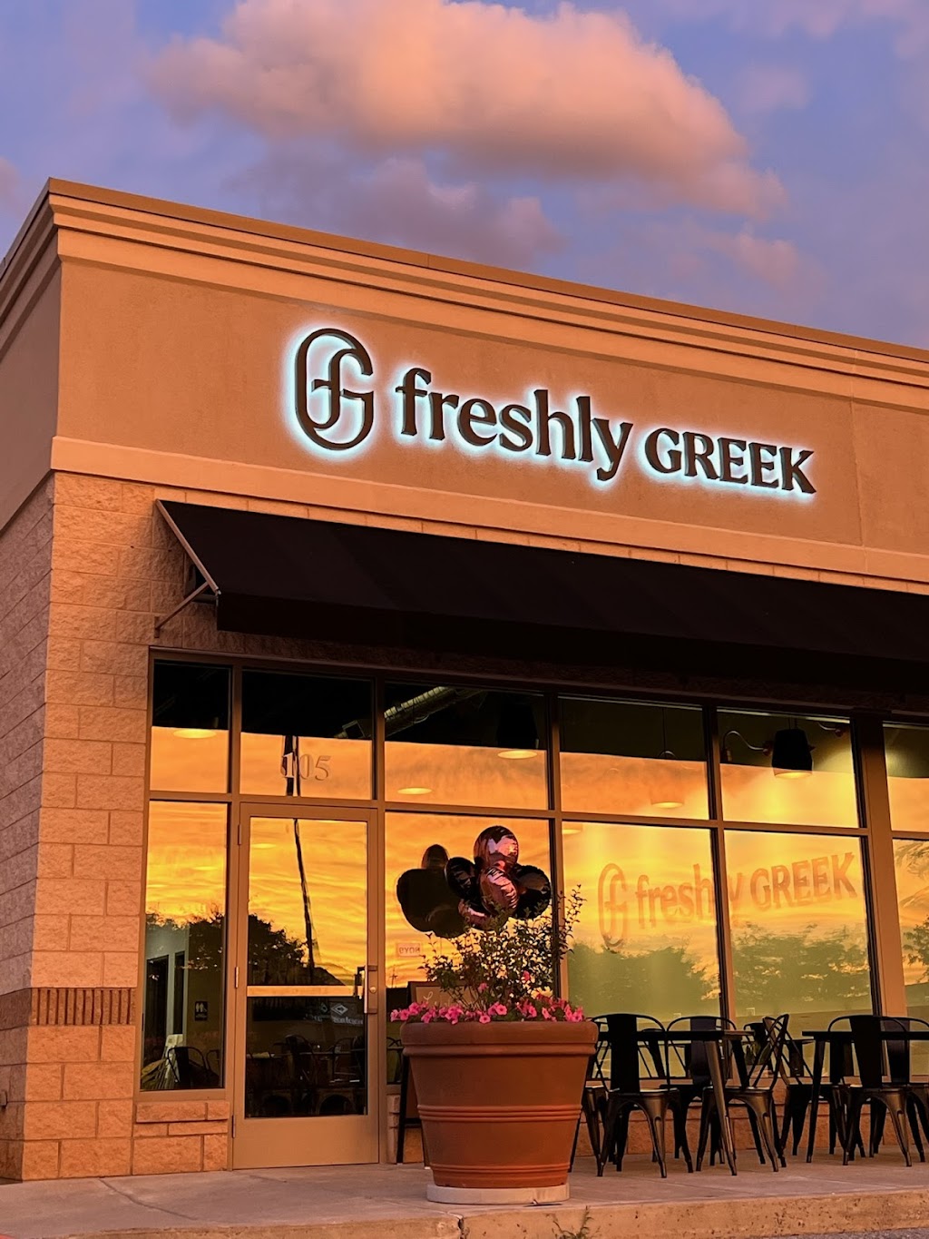 Freshly Greek | restaurant | 2355 Oregon Pike, Lancaster, PA 17601, USA | 7179846548 OR +1 717-984-6548