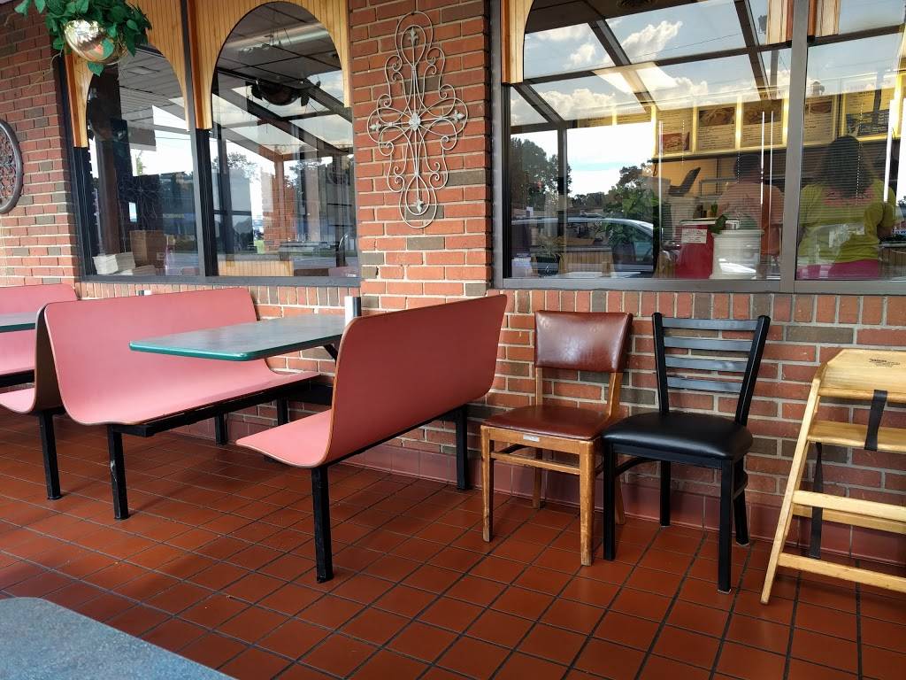 Carolina Fine Foods | restaurant | 100 Hawkins Rd, Travelers Rest, SC 29690, USA | 8648343539 OR +1 864-834-3539