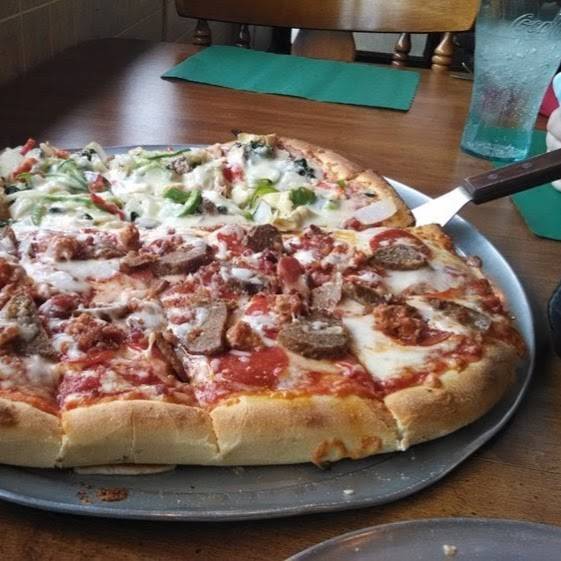 Harbys Pizza & Deli | restaurant | 3718 Walker Blvd, Knoxville, TN 37917, USA | 8656885657 OR +1 865-688-5657