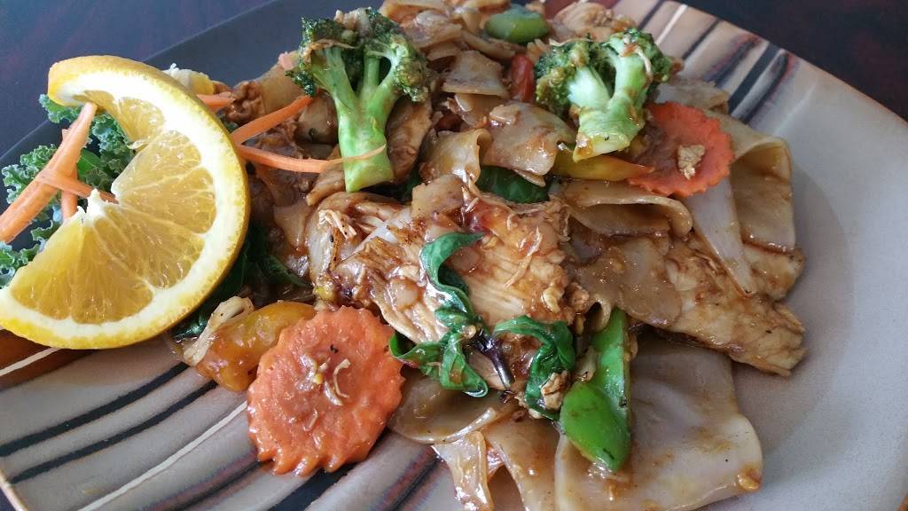 Best Thai II | restaurant | 23 Elm St, Bath, ME 04530, USA | 2074438655 OR +1 207-443-8655