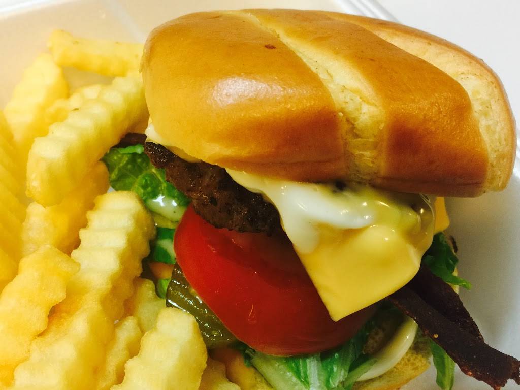 WINGZ UNIVERSE. [WORLD BEST CHICKEN WINGS] | restaurant | 214 W Boundary St, Savannah, GA 31401, USA | 9122325444 OR +1 912-232-5444