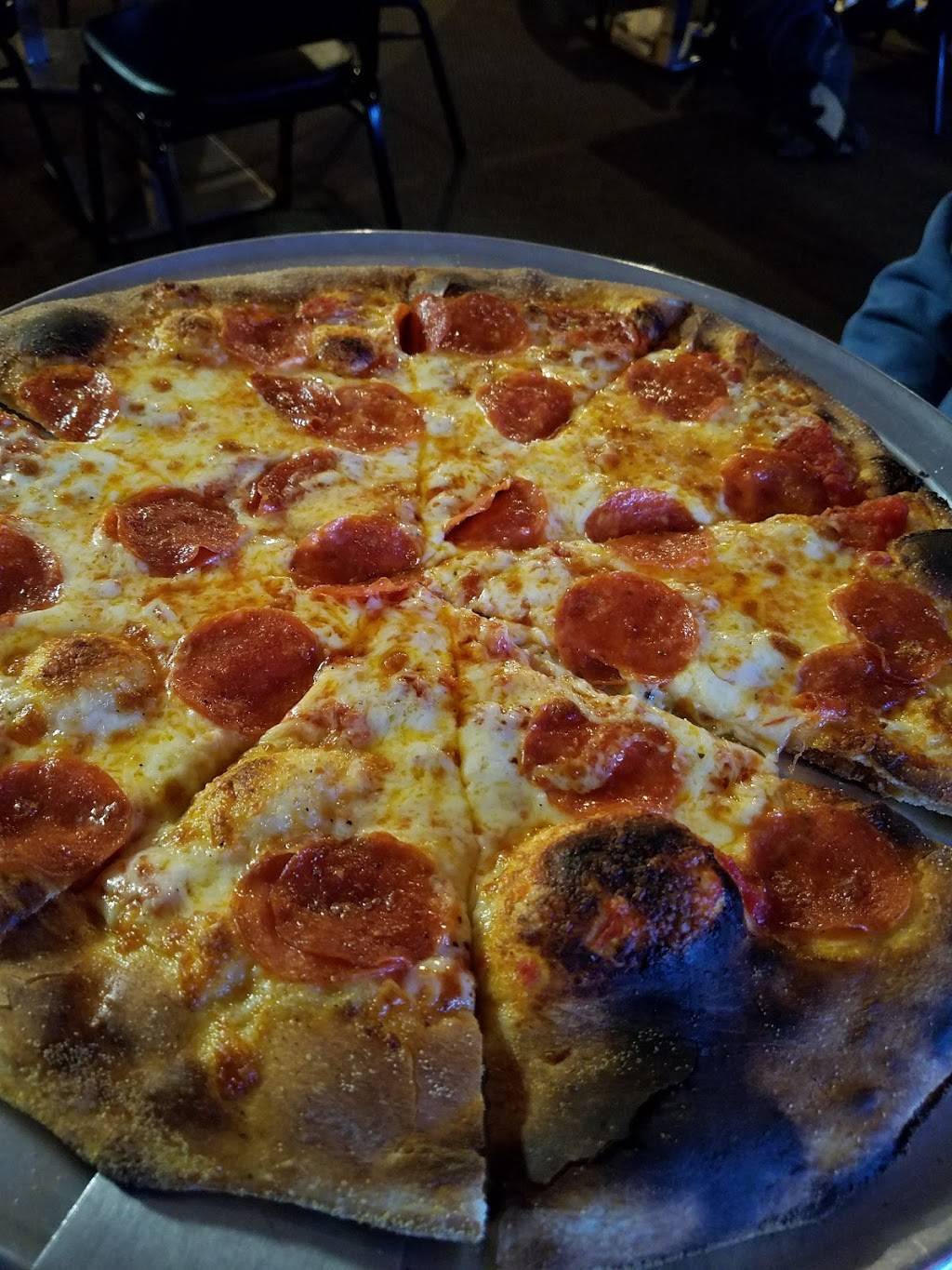 Jullianos Brick Oven Pizza | restaurant | 6840 Olney Laytonsville Rd, Laytonsville, MD 20882, USA | 3019210199 OR +1 301-921-0199