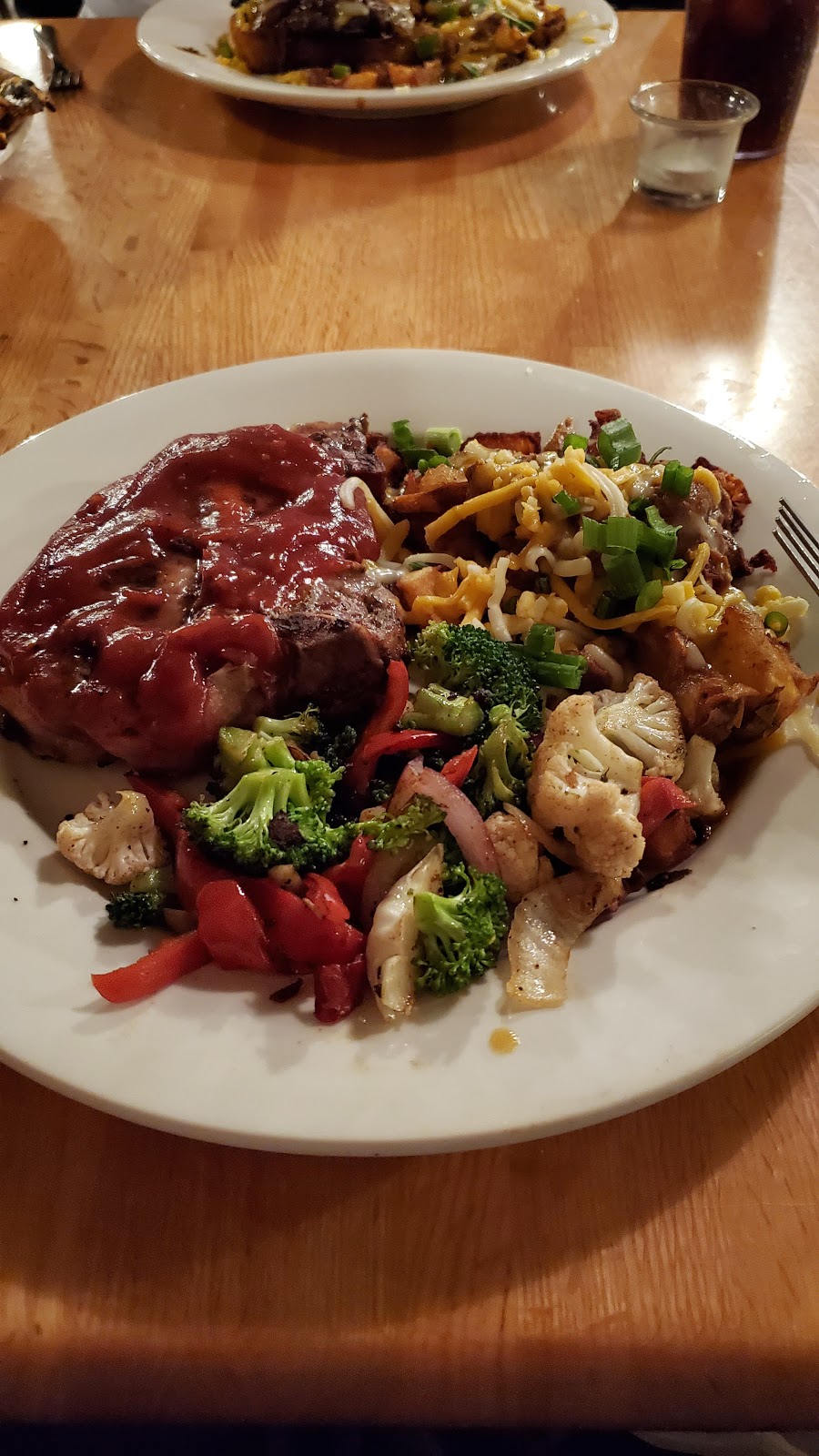 Rebos | restaurant | 1107 4th St, Sioux City, IA 51101, USA | 7125604144 OR +1 712-560-4144