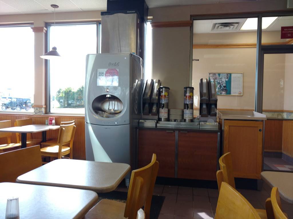 Wendys | restaurant | 5620 W 86th St, Indianapolis, IN 46278, USA | 3178240236 OR +1 317-824-0236