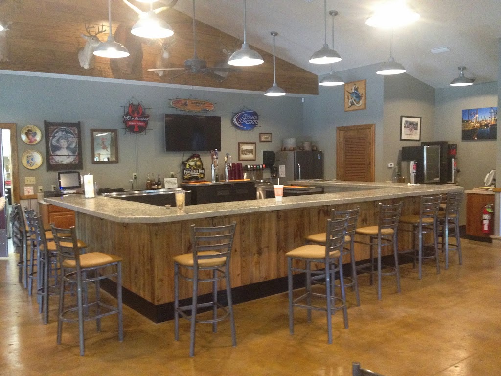 Daves Oyster Bar and Grill | restaurant | 4699 Gulf Breeze Pkwy, Gulf Breeze, FL 32563, USA | 8509341789 OR +1 850-934-1789