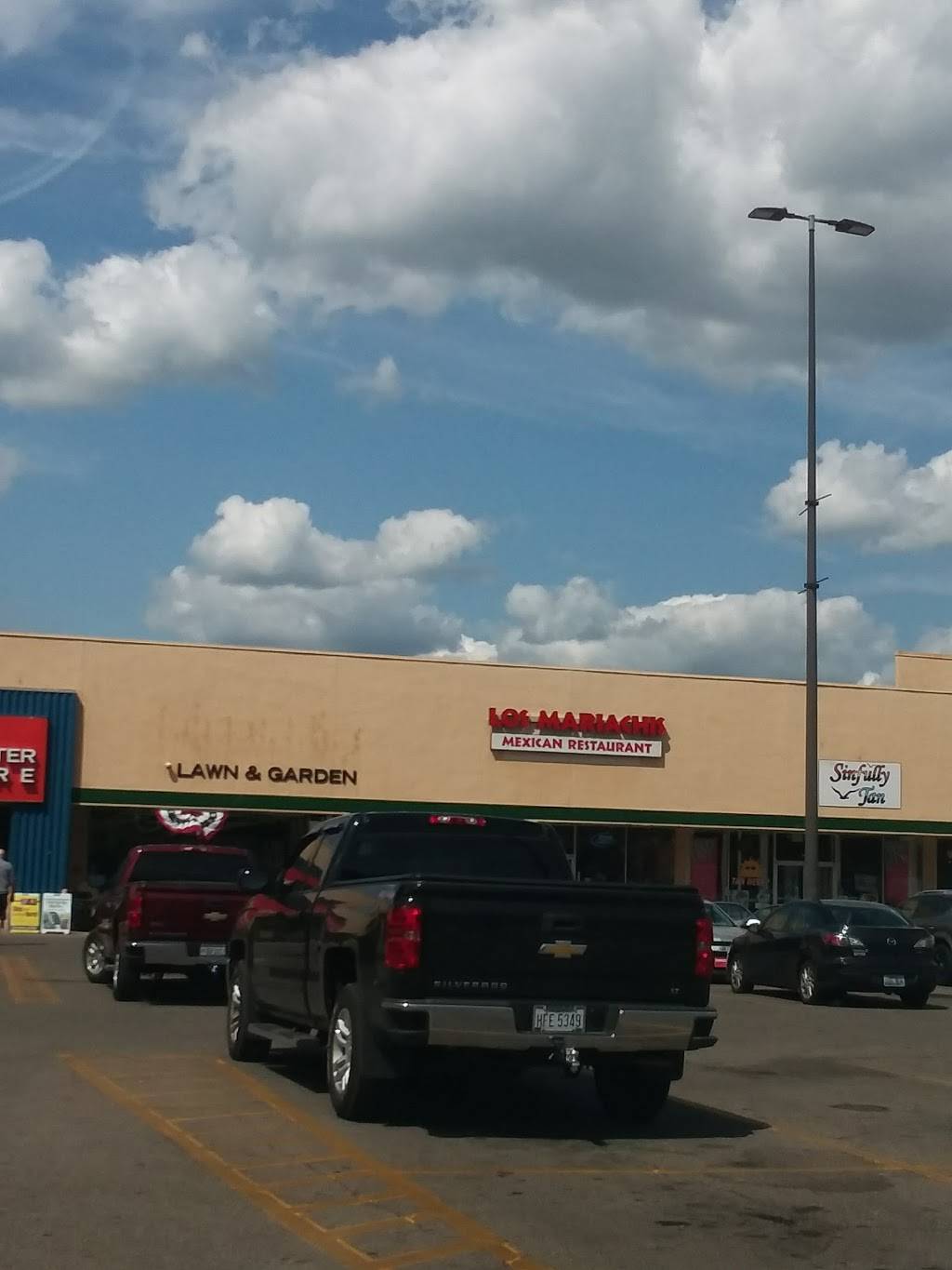 Los Mariachis | restaurant | 649 Central Ctr, Chillicothe, OH 45601, USA | 7407751403 OR +1 740-775-1403