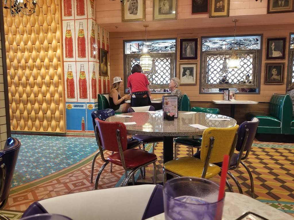 Chuys | restaurant | 499 S Vance St, Lakewood, CO 80226, USA | 7204609840 OR +1 720-460-9840