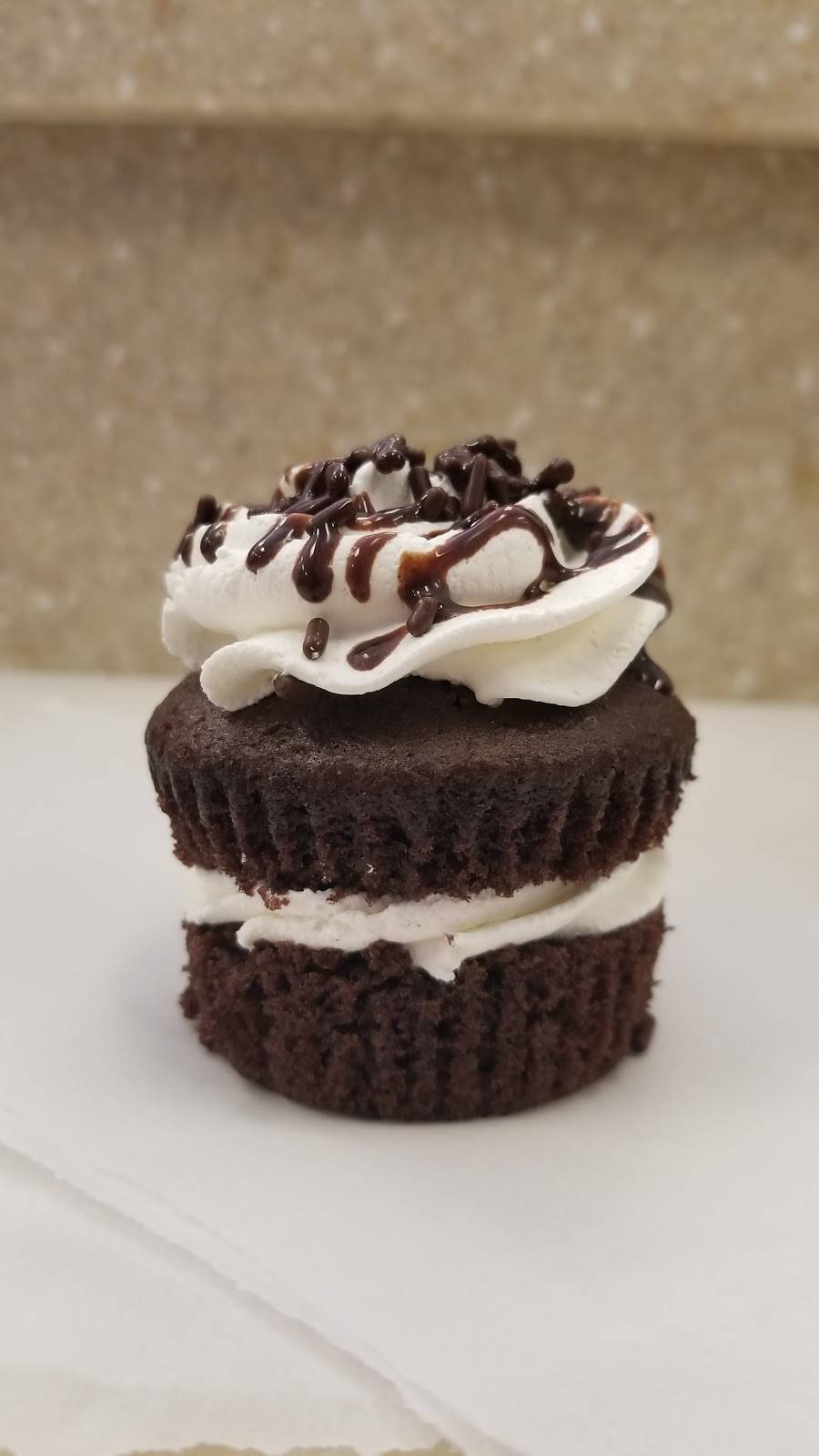 Sweet Embellishments | restaurant | 5555 Stearns St #107, Long Beach, CA 90815, USA | 5624301800 OR +1 562-430-1800