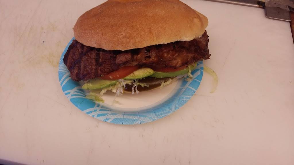 Lakis | restaurant | 2781 E Florence Ave, Huntington Park, CA 90255, USA | 3235835301 OR +1 323-583-5301