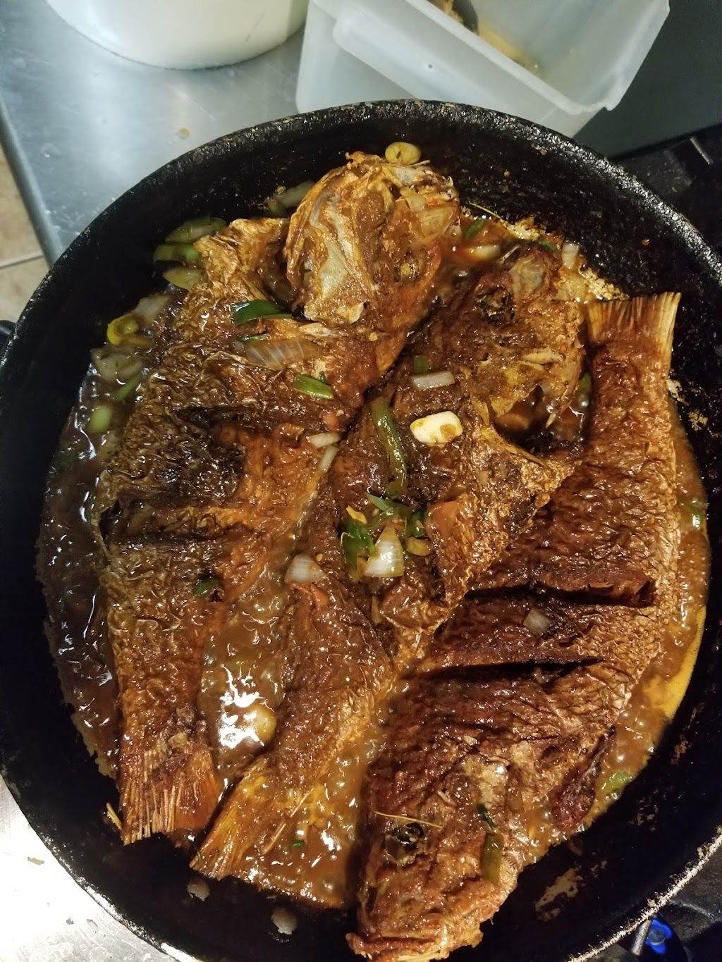 Ds Island Grill JA | restaurant | 3156 E Fort Lowell Rd, Tucson, AZ 85716, USA | 5208612271 OR +1 520-861-2271