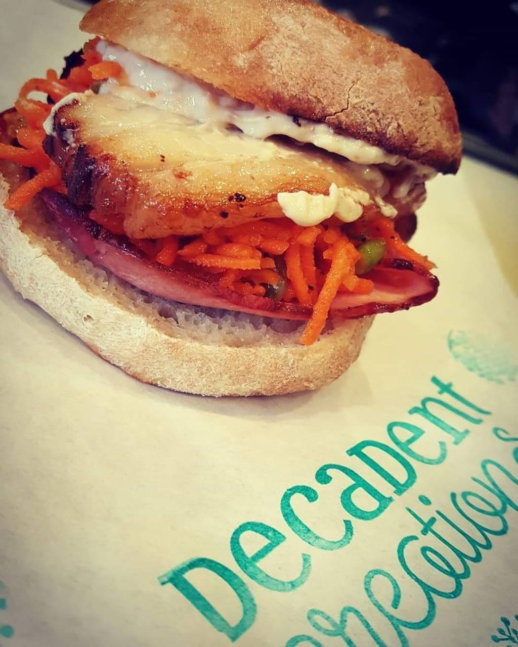 Boro Burger | restaurant | 173 NE 3rd Ave Suite 101, Hillsboro, OR 97124, USA | 9713296885 OR +1 971-329-6885