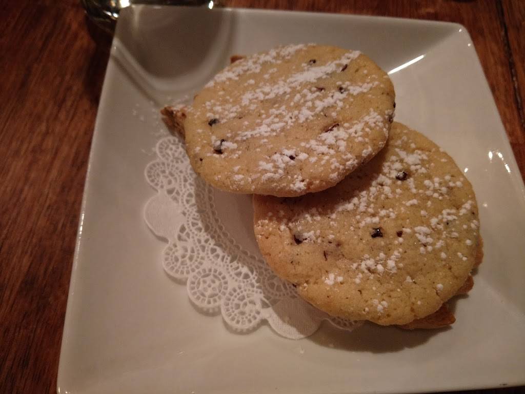 DueLire Vino & Cucina | restaurant | 4520 N Lincoln Ave, Chicago, IL 60625, USA | 7732757878 OR +1 773-275-7878