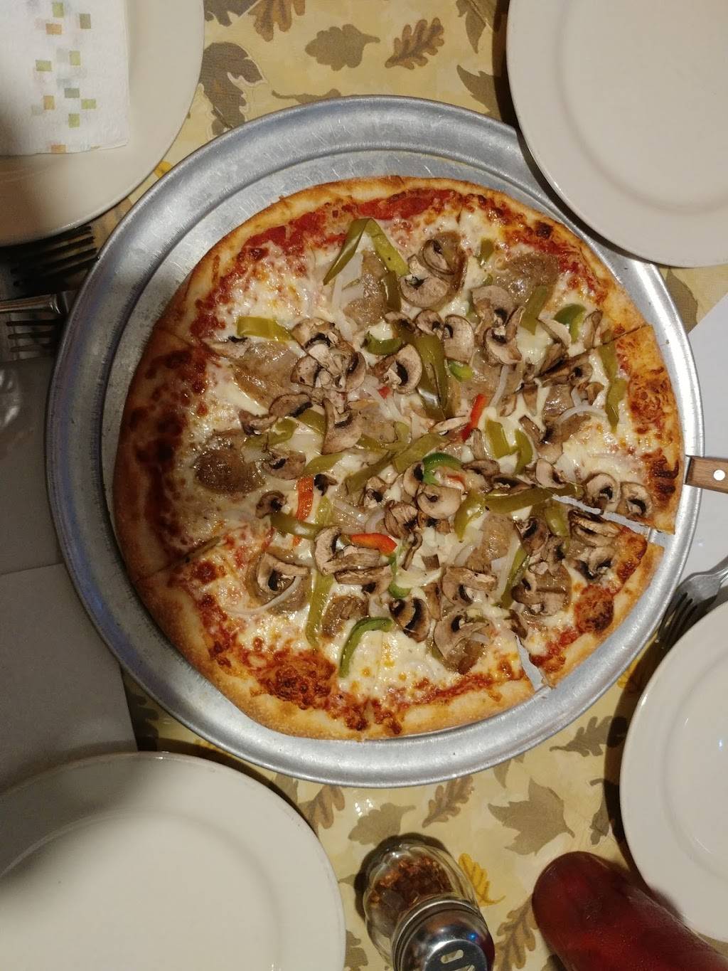 Marottas Restaurant | restaurant | 8710 20th St, Vero Beach, FL 32966, USA | 7725699874 OR +1 772-569-9874