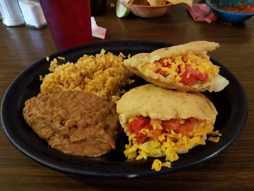 Marthas Mexican Restaurant | restaurant | 5822 Babcock Rd, San Antonio, TX 78240, USA | 2106900066 OR +1 210-690-0066