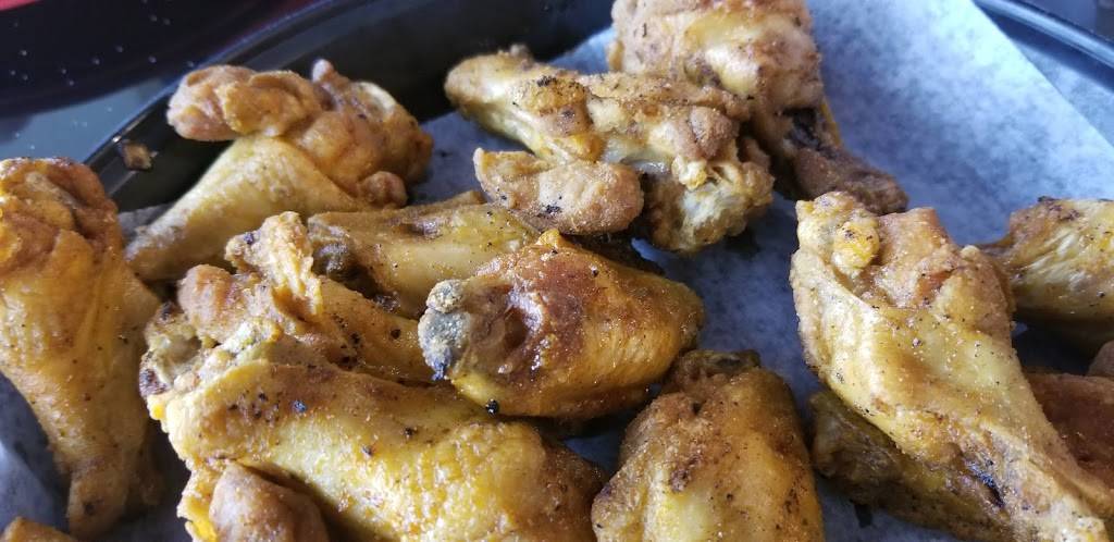 Xtreme Wings Sports Bar and Grille Main St | restaurant | 11565 Main St N, Jacksonville, FL 32218, USA | 9045517500 OR +1 904-551-7500