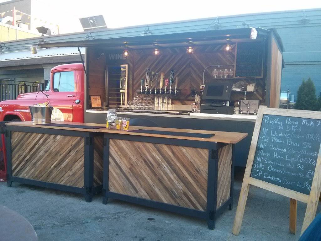 The Shed Beer Garden | restaurant | 423 S Union St, Traverse City, MI 48684, USA | 2319229518 OR +1 231-922-9518