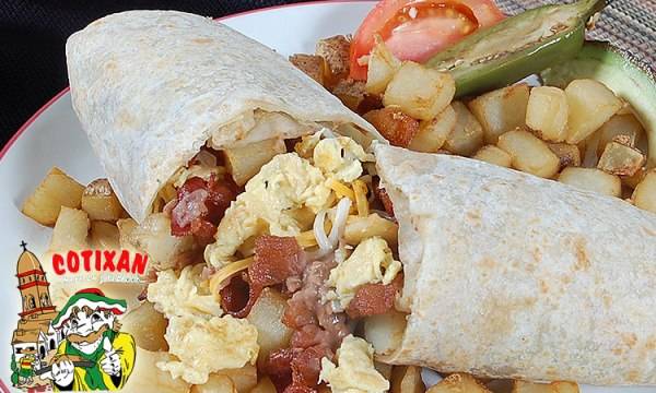 Adelitas Mexican and Seafood | restaurant | 374 E H St #1703, Chula Vista, CA 91910, USA | 6194254565 OR +1 619-425-4565