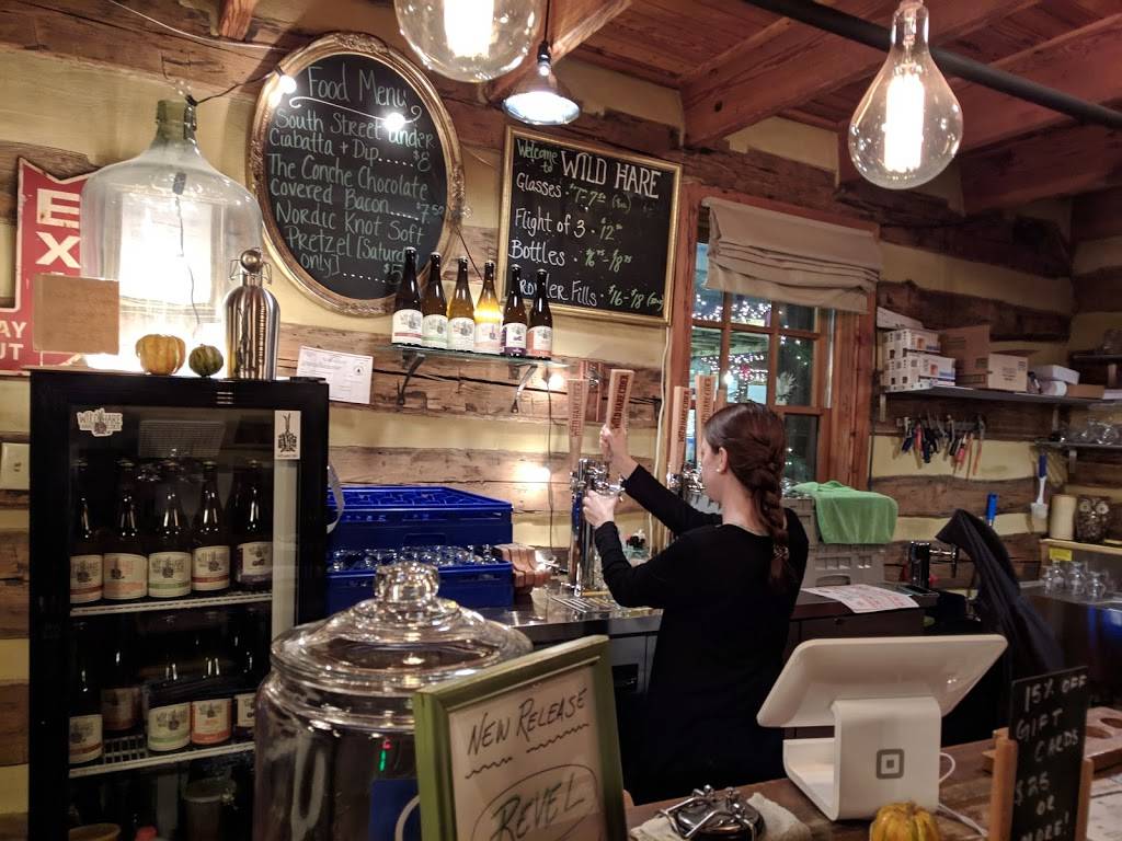 Wild Hare Cider Cabin | restaurant | 106 A South St SE, Leesburg, VA 20175, USA | 7034027956 OR +1 703-402-7956
