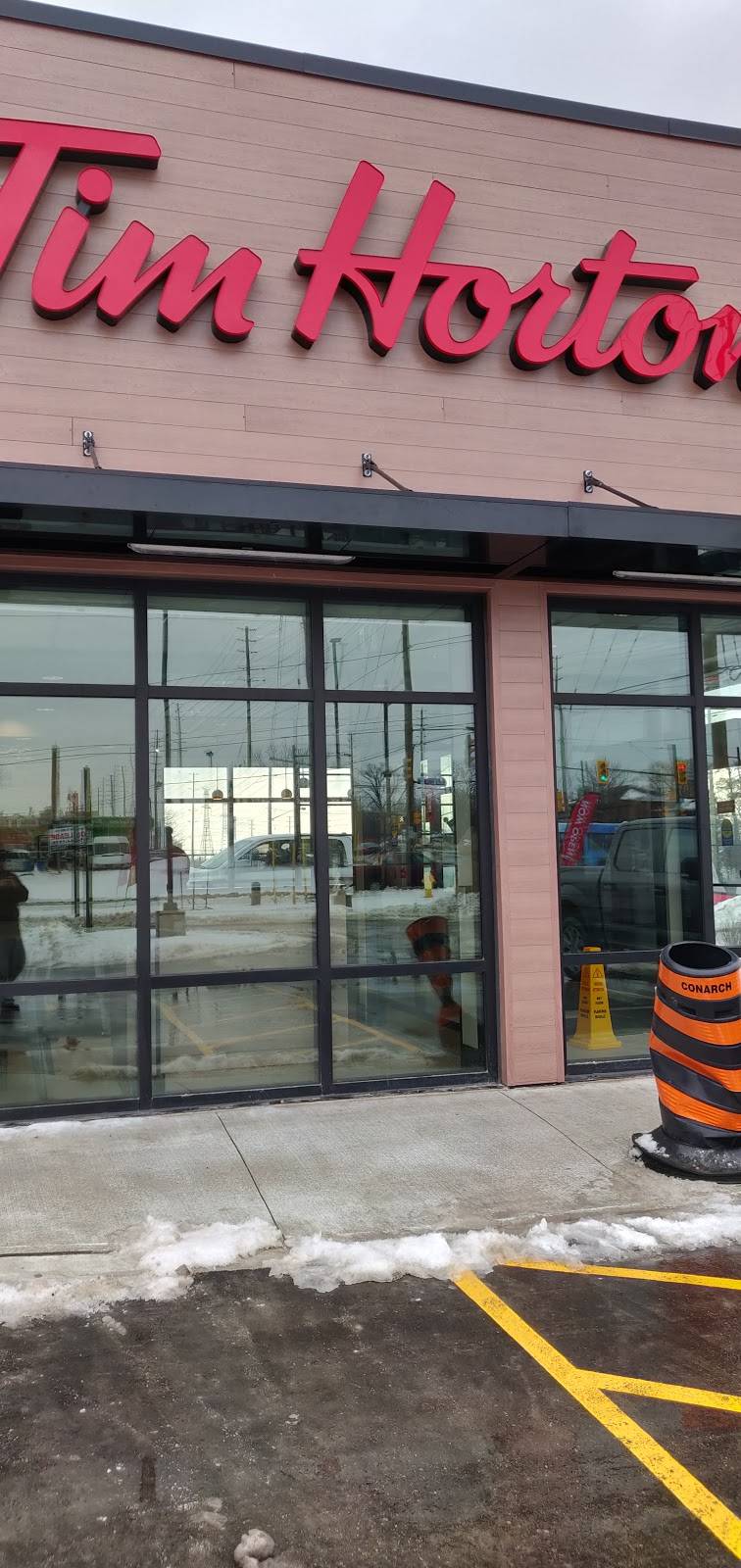 Tim Hortons | restaurant | 1970 Hwy 7, Concord, ON L4K 1W5, Canada | 9057388844 OR +1 905-738-8844