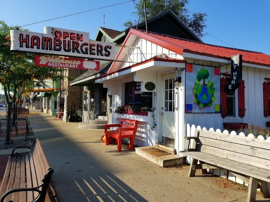 The Whitehouse Restaurant | restaurant | 613 N McEwan St, Clare, MI 48617, USA | 9893869551 OR +1 989-386-9551