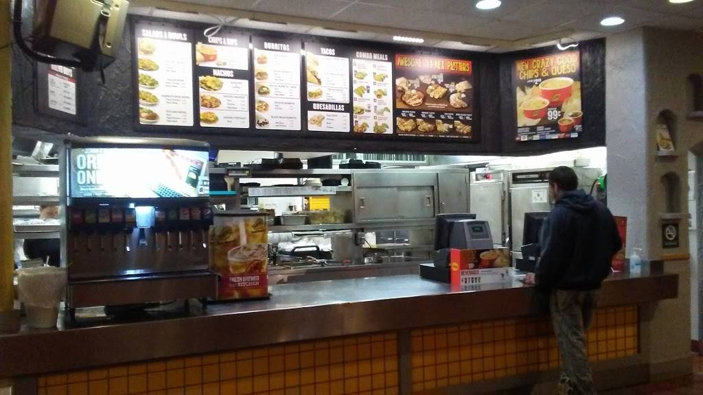 Taco Bueno | restaurant | 2814 E 11th St, Tulsa, OK 74104, USA | 9185836447 OR +1 918-583-6447