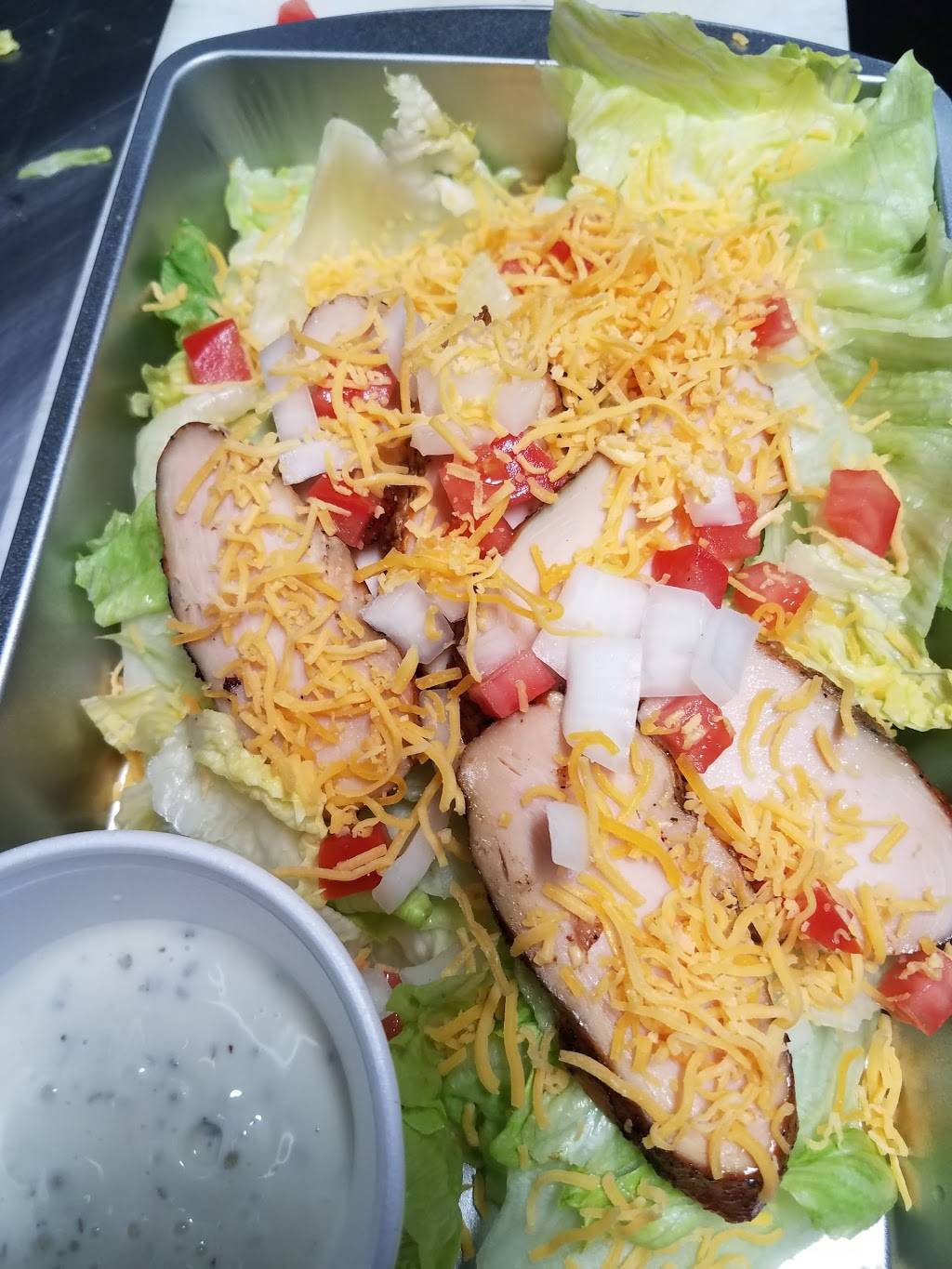 Tucker Town | restaurant | 4095 US-287, Corsicana, TX 75109, USA | 9038513012 OR +1 903-851-3012