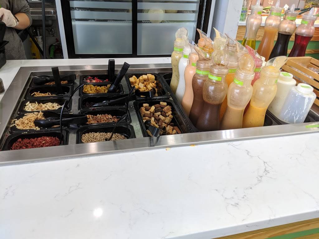 The Salad Station | restaurant | 615 S Range Ave, Denham Springs, LA 70726, USA | 2253801355 OR +1 225-380-1355